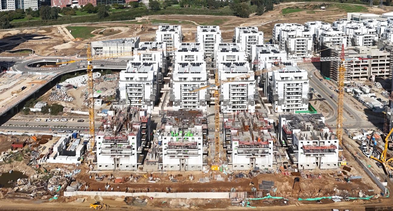 תמונות מאתר הבנייה של מתחם הסופרים בני ברק