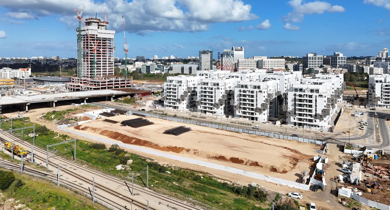 Bnei Brak - HaSofrim Complex