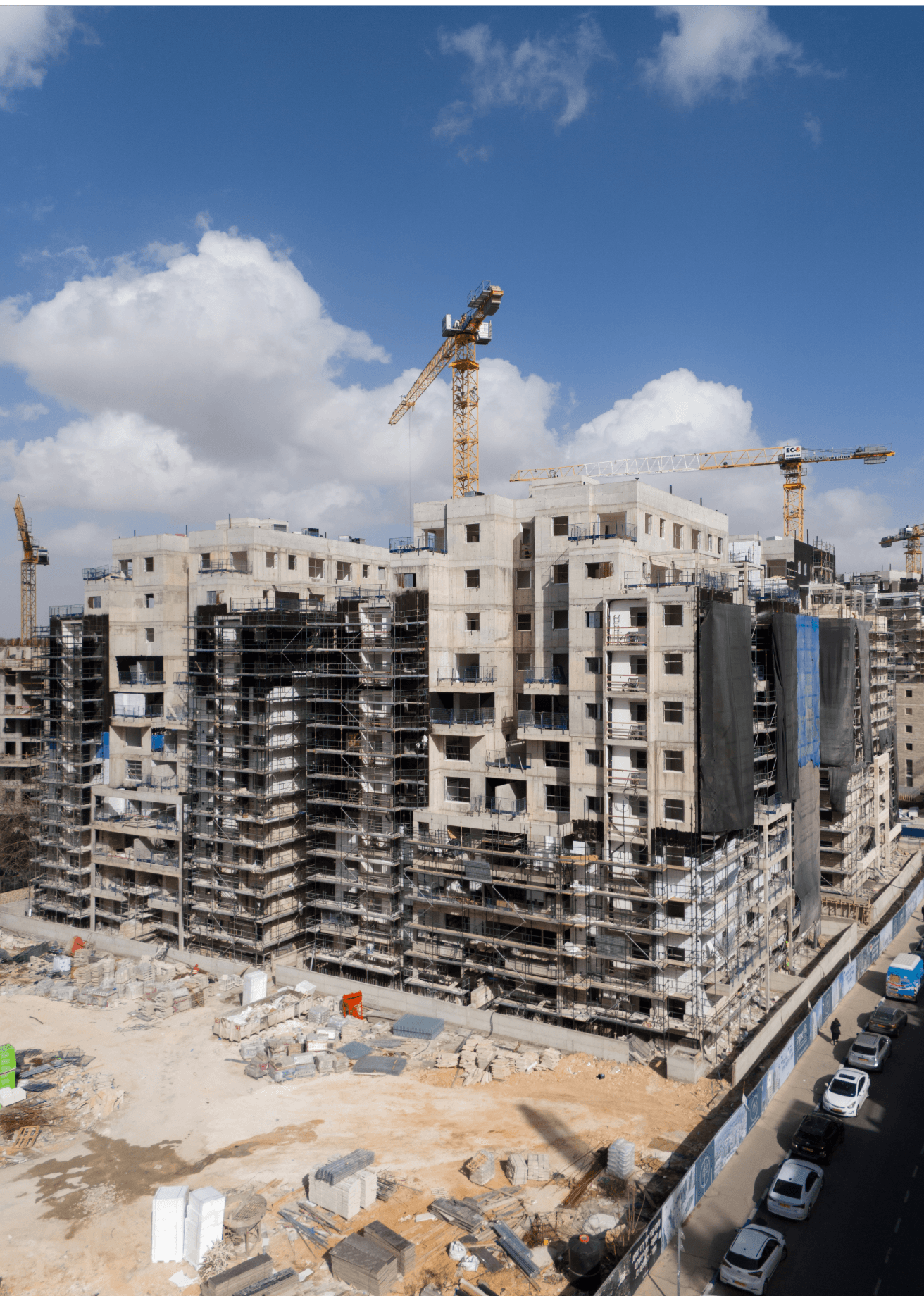 Aka Premium, Jerusalem