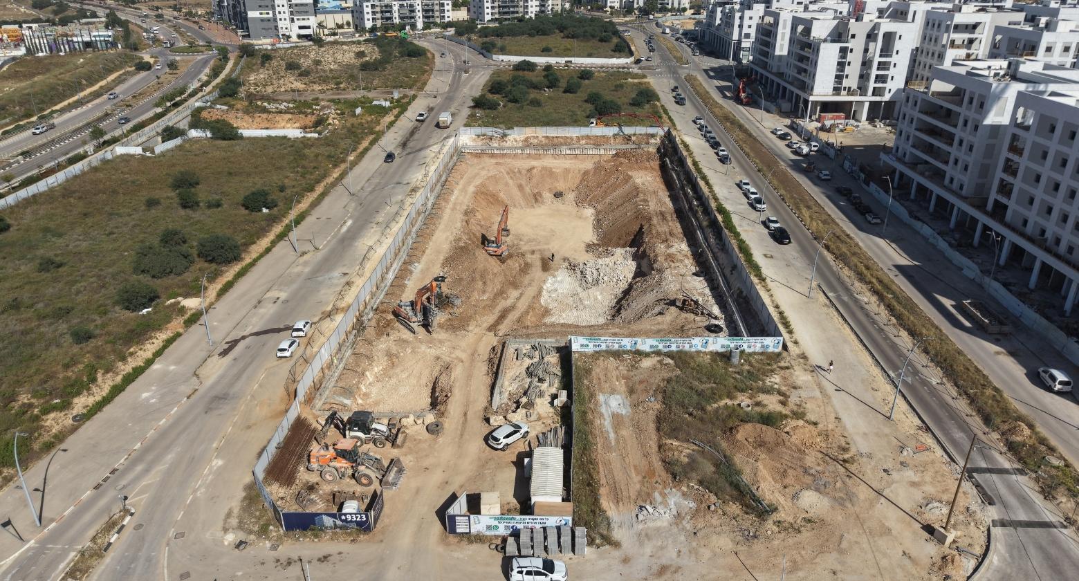 AYALA C, ראש העין