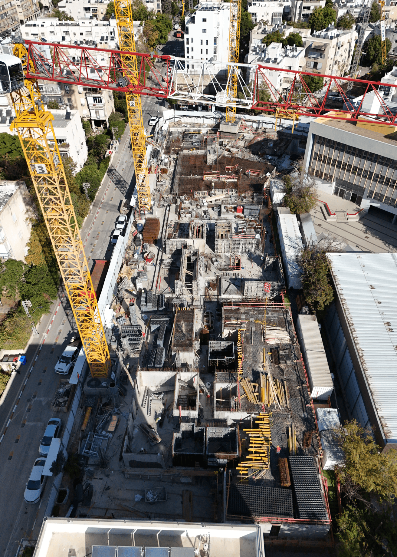 Miriam Hashmonait, Tel - Aviv