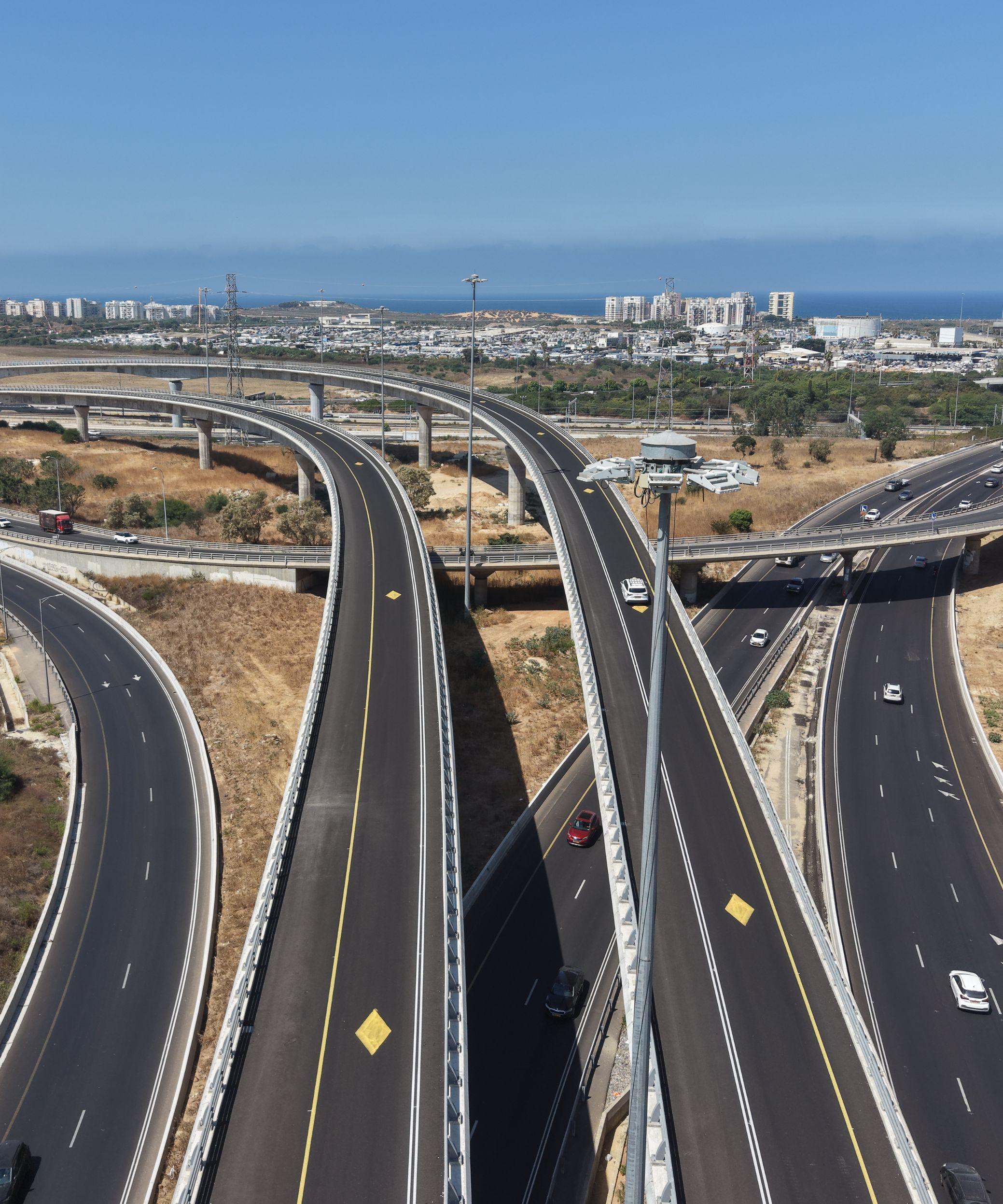הנתיבים המהירים